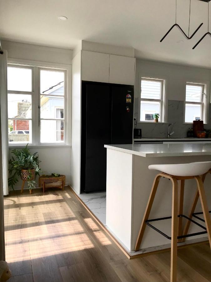 אוקלנד Bright & Comfy Stay In Newly Renovated Home With Parking מראה חיצוני תמונה